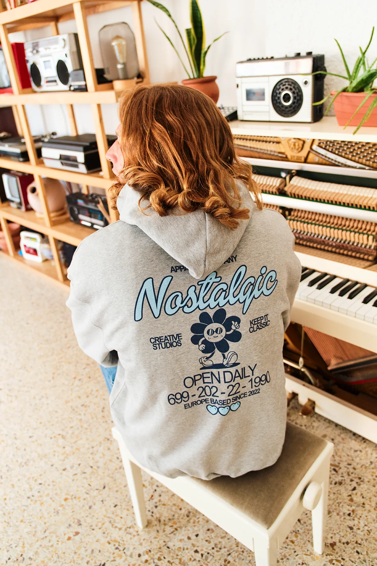 Open Daily | Oversized Hoodie - Image 4
