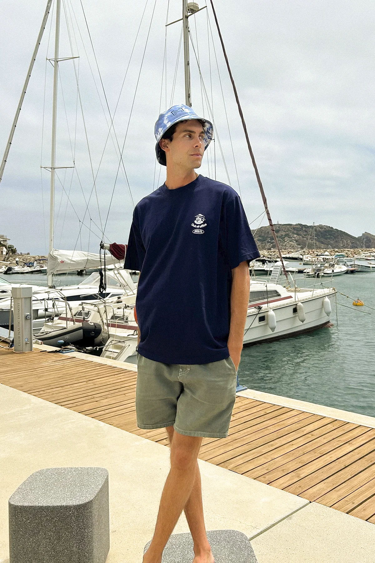 Out of office | Tee - Image 5